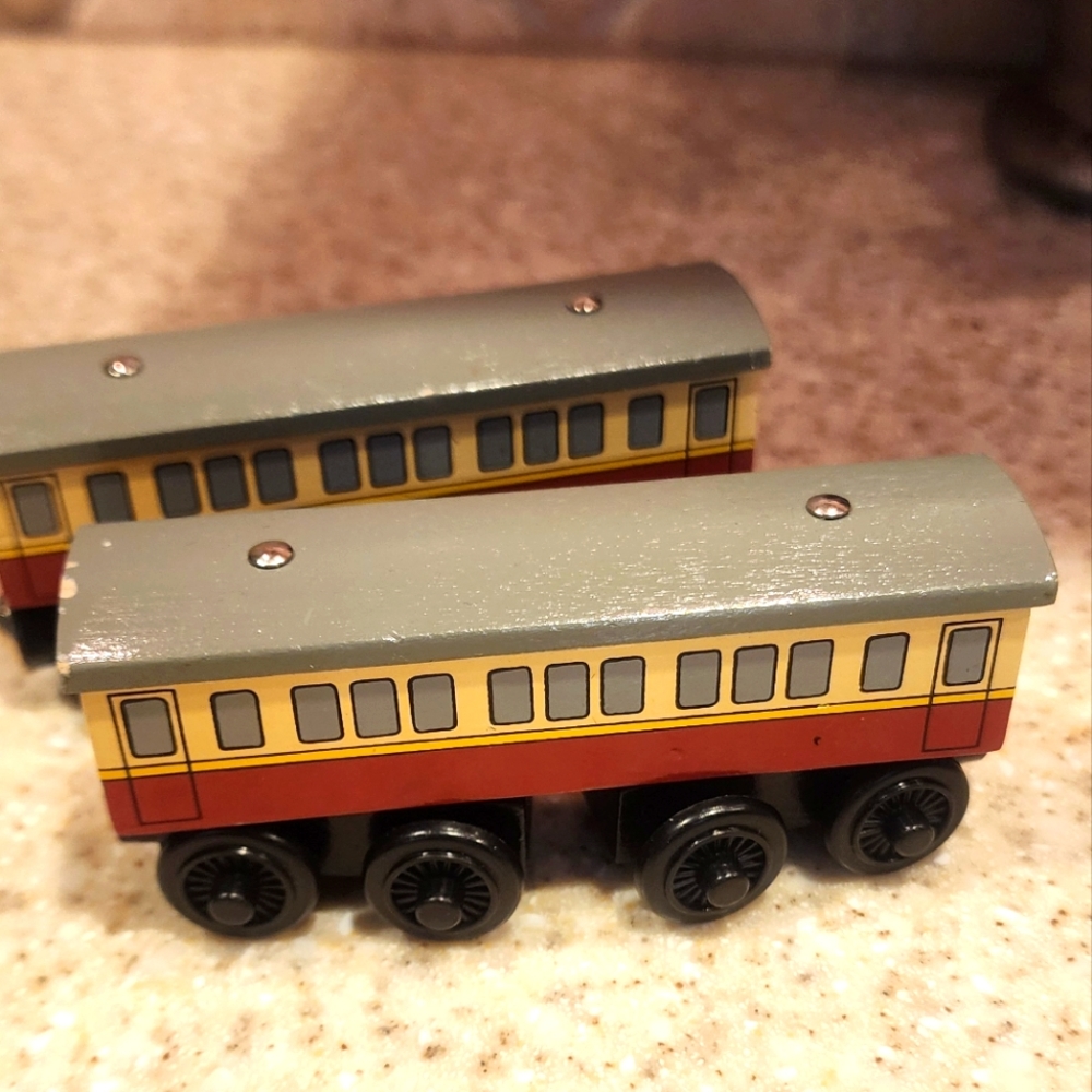 Thomas the Tank Engine Expess Coaches 2